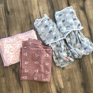 swaddles 🖤